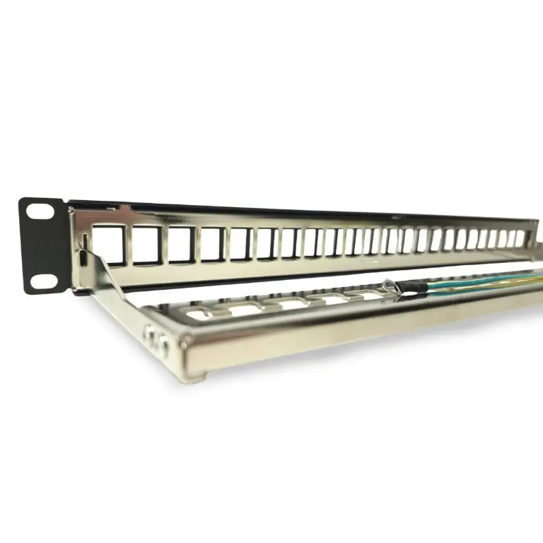 Patch Panel descarregado 2 (1)